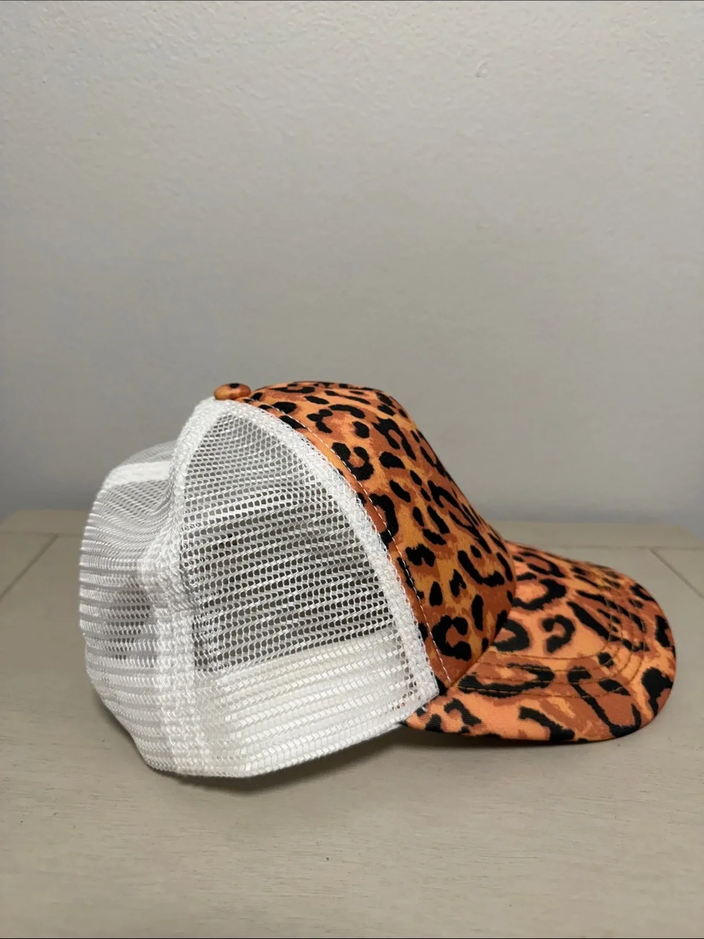 Billabong Leopard Print Trucker Hat White Mesh Snapback Cap Animal Print Y2K